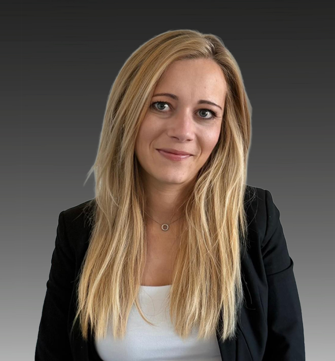 LISA STEUER